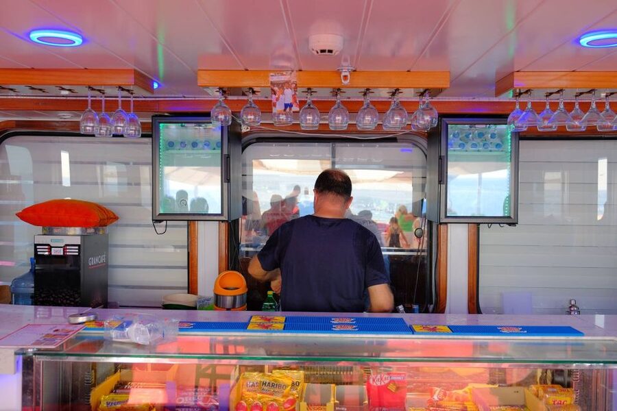 From Alanya: Boat Tour with Unlimited Soft Drinks and Lunch - How the timing and value work