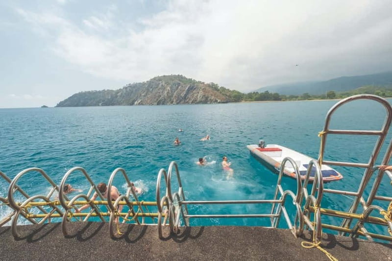 From Antalya/Kemer: All-Inclusive Party Boat with Lunch - What the $32 price really includes