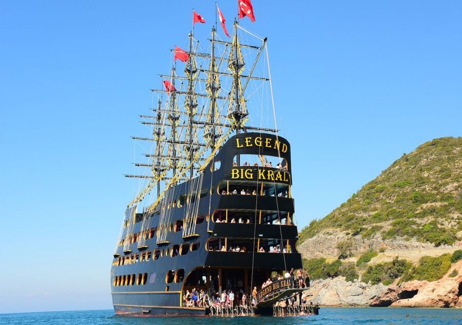 From City of Side and Alanya: Legends and Pirates Yacht Tour - Open buffet lunch on board