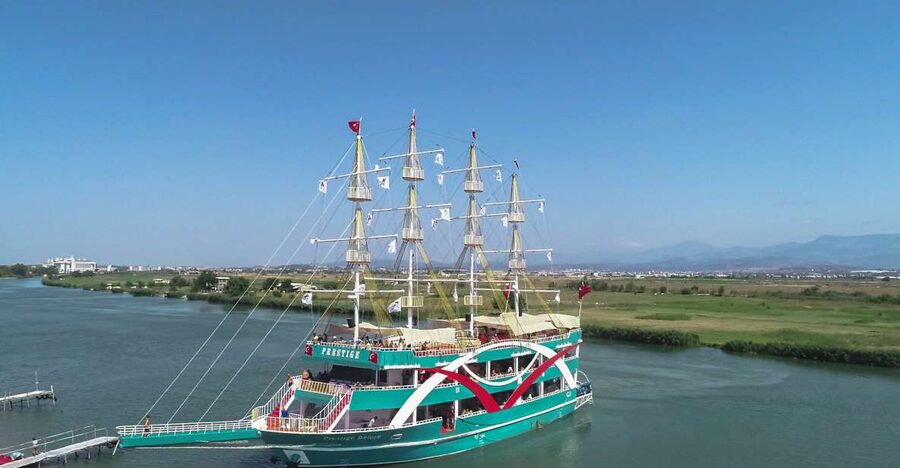 From City of Side: Dolphins Island Boat Trip with Transfer - From Side hotels to the Manavgat River