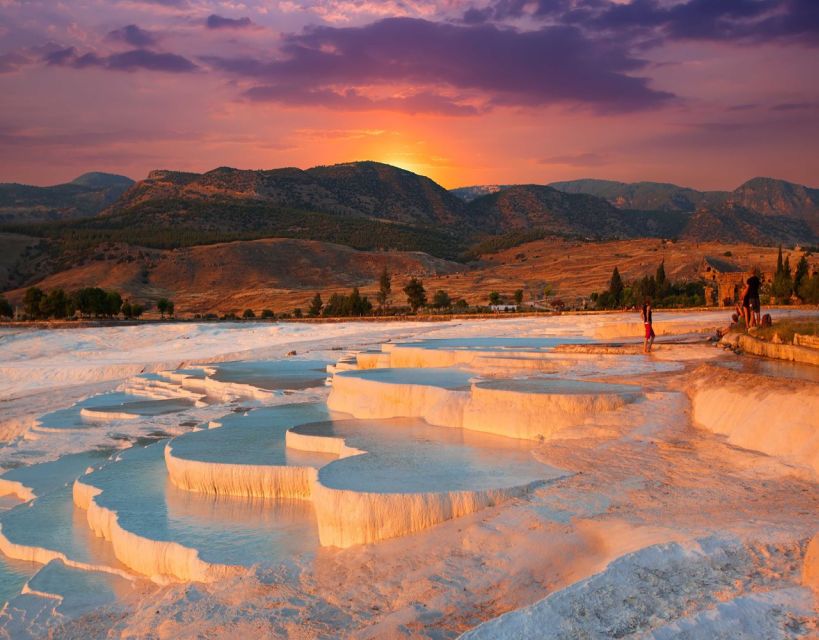 From Fethiye: Pamukkale & Hierapolis Day Trip w/ Meals - Breakfast and lunch: useful, not the main event