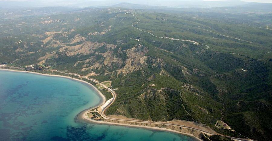 From Istanbul: 2-Day Tour to Gallipoli & Troy - Gallipoli: reading the battlefield from the ground
