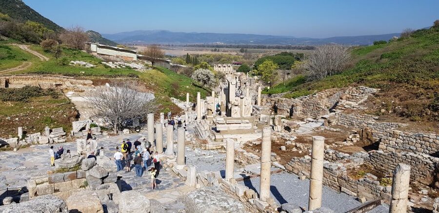 From Istanbul: Ephesus & Şirince Day Trip w/ Wine Tasting - Why this day trip makes Ephesus possible from Istanbul