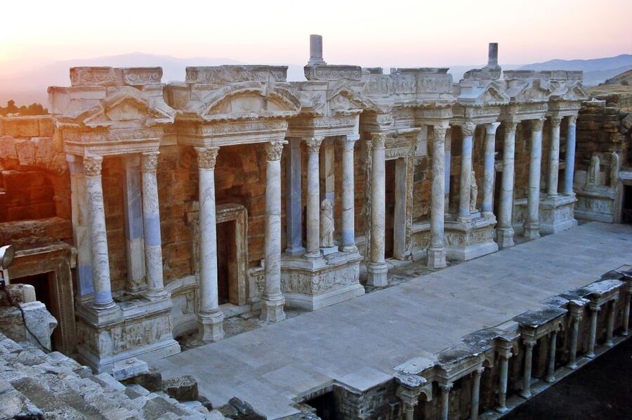 From Istanbul: Private Pamukkale and Hierapolis Day Tour - What the $709 price really covers
