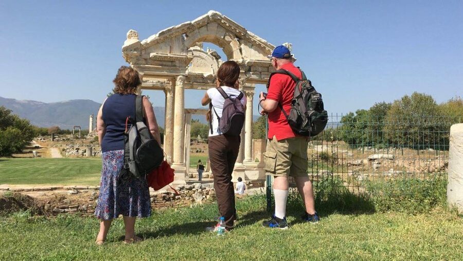 From Izmir: Ephesus, Mary's House Tour with Tickets + Lunch - Mary’s House and the meaning of the visit