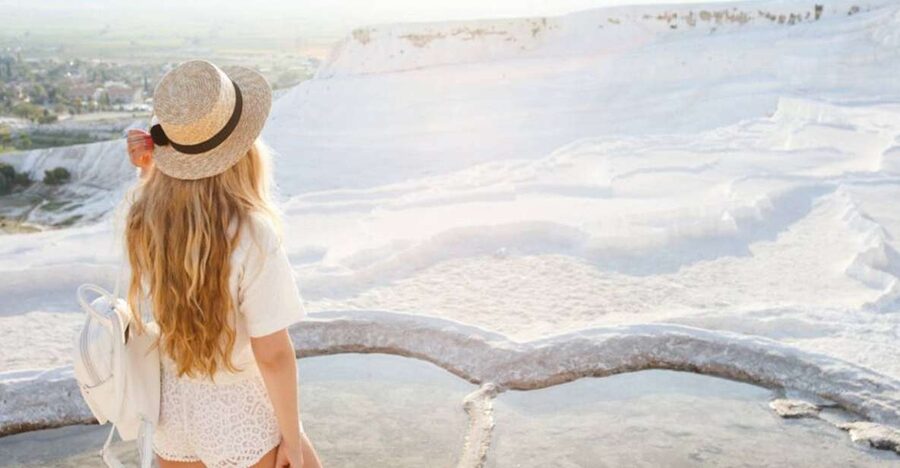 From Izmir: Guided Pamukkale Full-Day Tour with Lunch - Leaving Izmir and changing buses at Selcuk