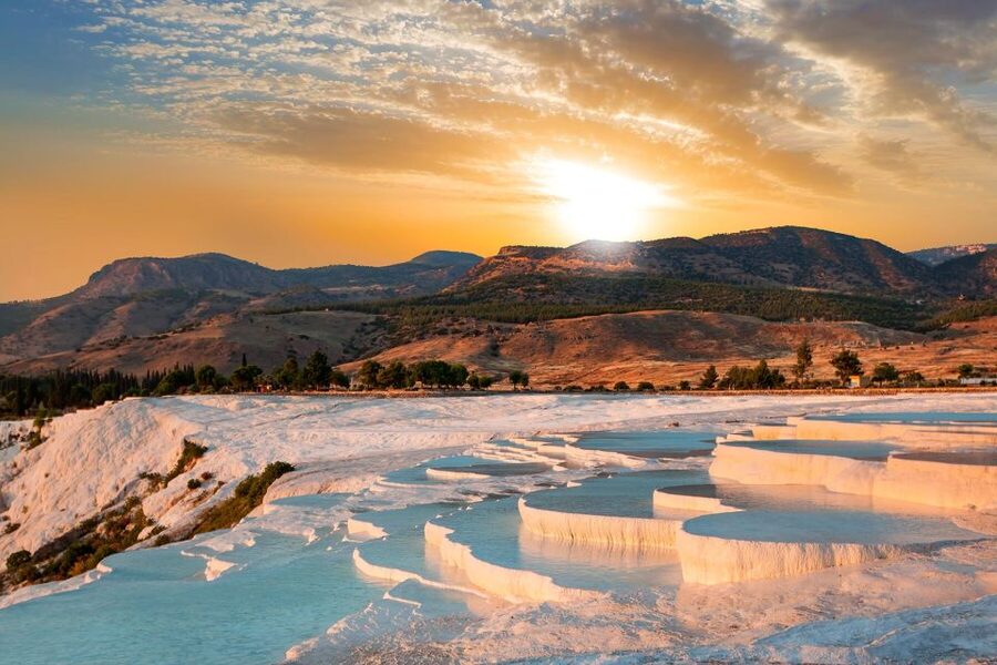 From Izmir: Pamukkale Guided Tour with Lunch - Why Pamukkale works as a day trip from Izmir