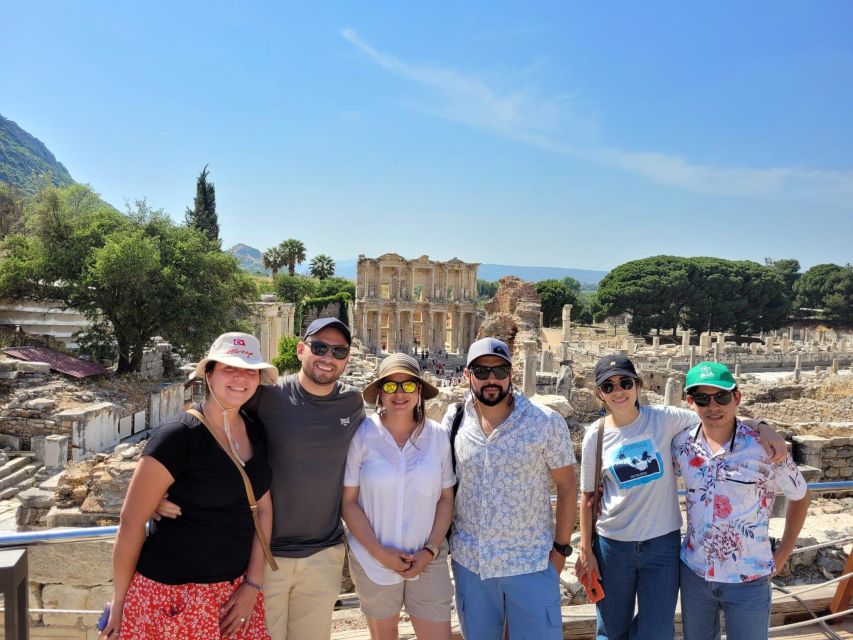 From Kusadasi: Ephesus Guided Private Tour - Meeting your guide at Kusadasi port