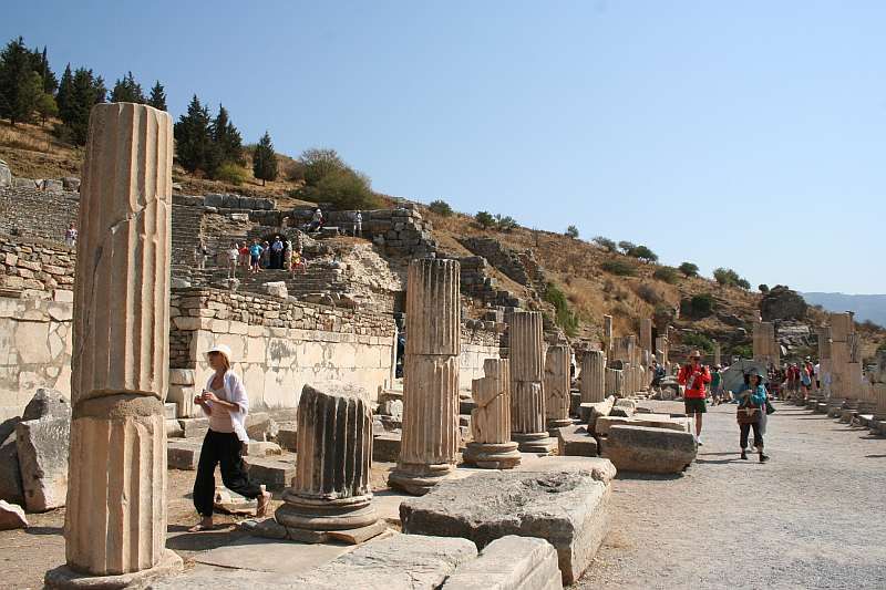 From Kusadasi or Izmir: Ephesus Private Tour - What the $49 price really covers