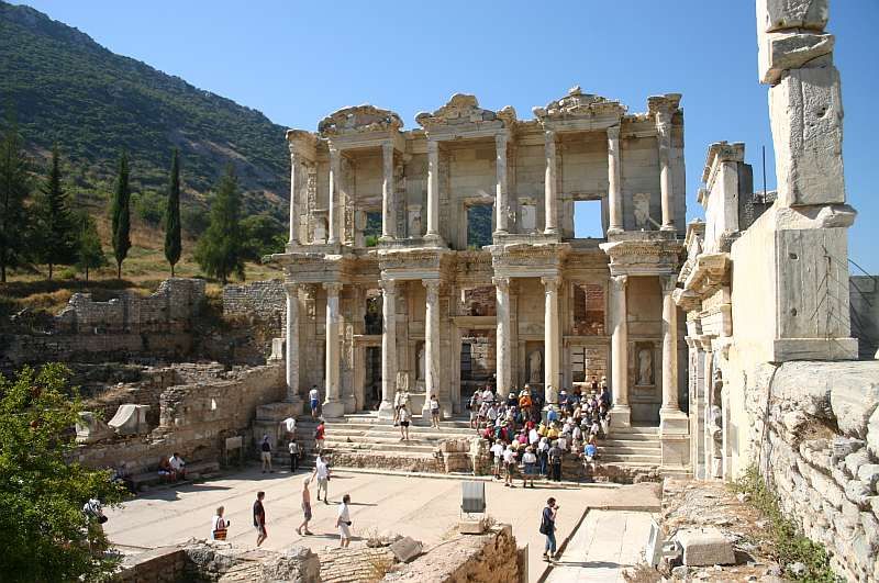 From Kusadasi or Izmir: Ephesus Private Tour - Lunch in Selçuk: useful, but not included