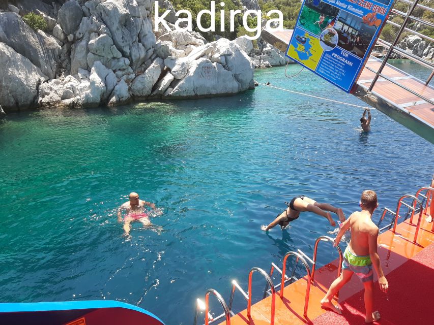 From Marmaris: Day Trip by Glass Bottom Semi Submarine - Aquarium Bay: the first taste of clear water
