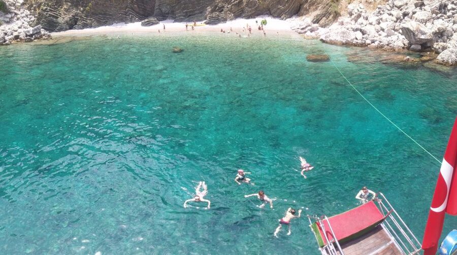 From Marmaris: Day Trip by Glass Bottom Semi Submarine - What to bring and how to choose your seat