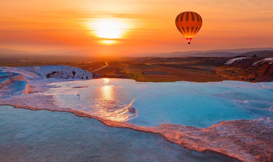 From Marmaris: Pamukkale Balloon Flight Day Trip with Lunch - Lunch is usually the most substantial meal