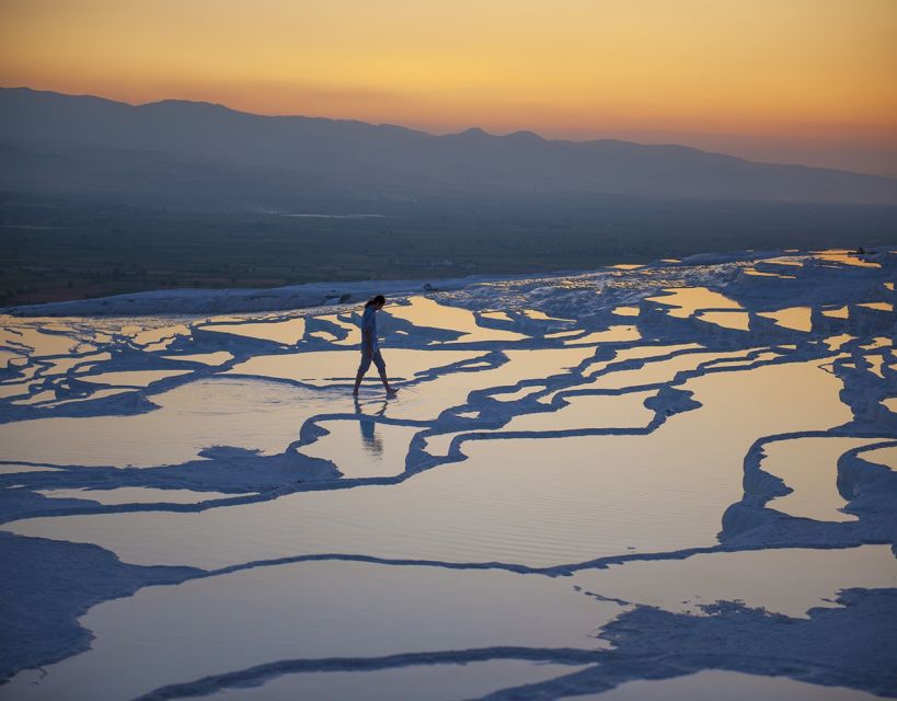 From Marmaris: Pamukkale Evening Tour with Transfer & Dinner - Dinner and the Ride Home