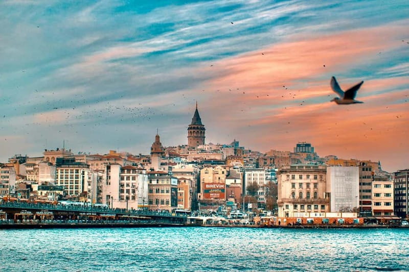 Galata Tower: Skip-the-Line Ticket with Audio or Guided Tour - Climbing to the Viewing Level