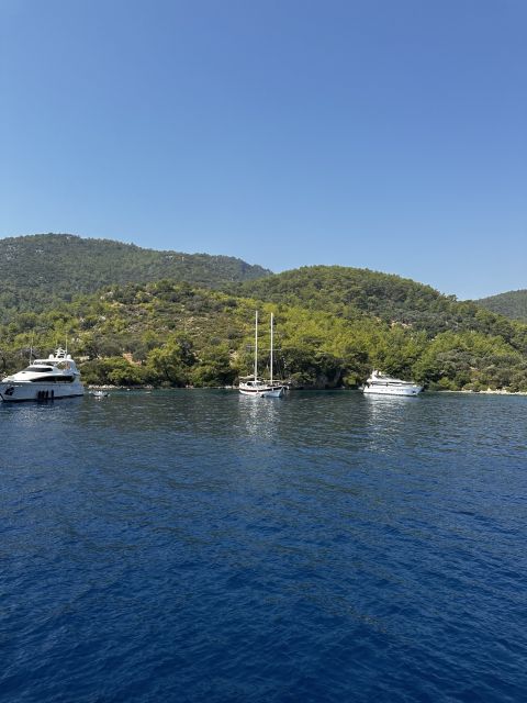 Gocek: Yacht Trip and 12 Island Full-Day Tour with Lunch - The islands around Göcek, from Yassıca to Pig Island