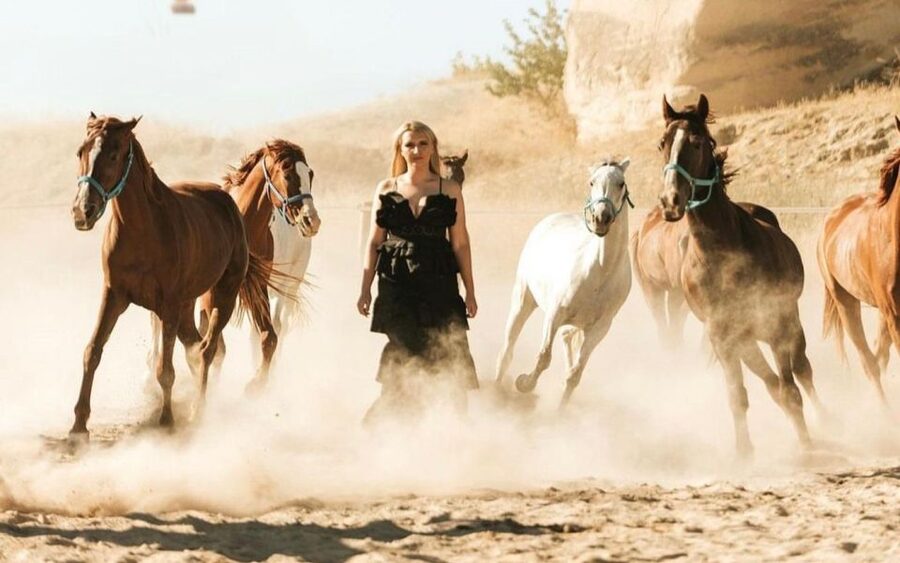 Goreme: Cappadocia Horse Riding Tour with Transfers - Key points at a glance