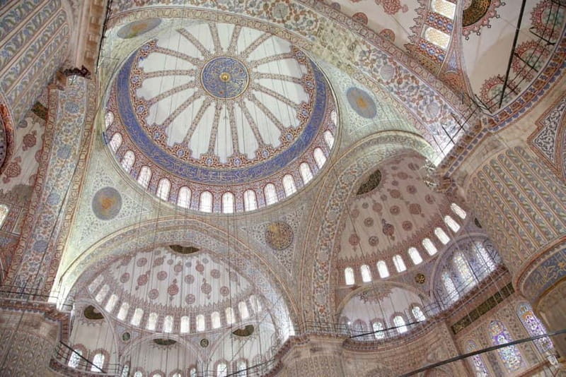 Hagia Sophia & Blue Mosque Half-day Guided, Small Group Tour - What this three-hour Istanbul tour is really designed to do