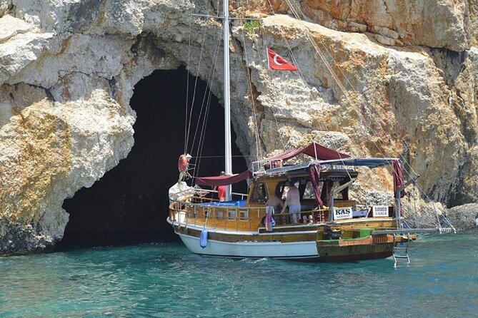 Half-Day Boat Tour to Antalya Waterfalls - From Aksu Stream to the open coast