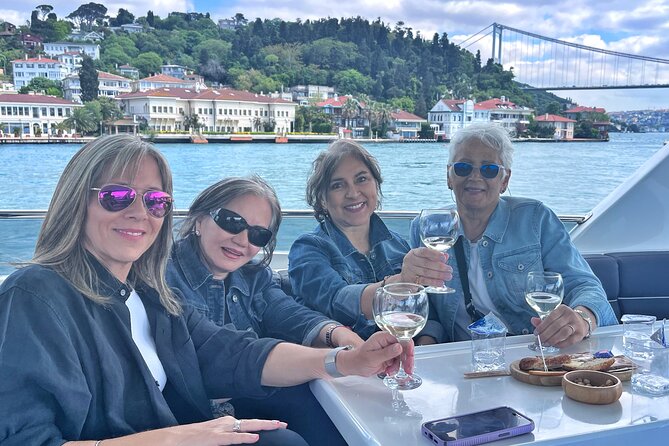 Half Day Bosphorus Cruise with Stopover on Asian Side - Starting at Dolmabahce Mosque