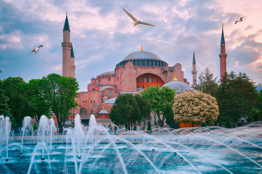 Istanbul: 1 or 2-Day Private Guided Tour with Hotel Transfer - Day two: spices, ferries, and the Bosphorus