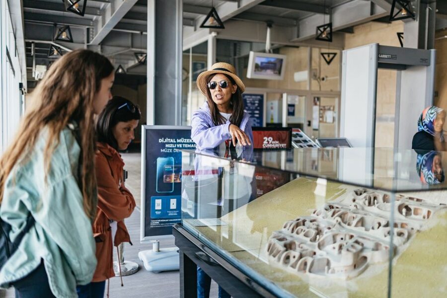 Istanbul: 2-Day Cappadocia Trip with Flights and Cave Hotel - Goreme Panorama and Uchisar’s high viewpoint