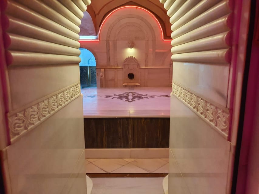 Istanbul: Acemoglu Historical Turkish Bath w/Private Options - Fitting the hammam into an Old City day