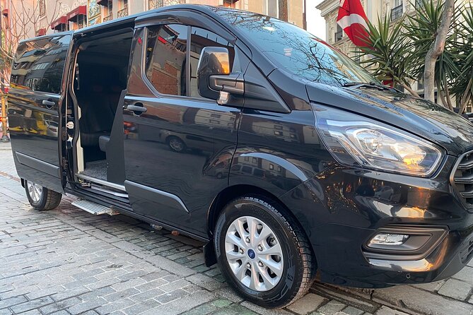 Istanbul Airport Private VIP Transfers Hotels and Cruise Port - Communication is the service’s strongest feature