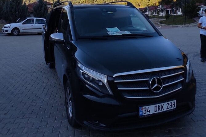 Istanbul Airport Transfer - Vehicle comfort, safety, and communication