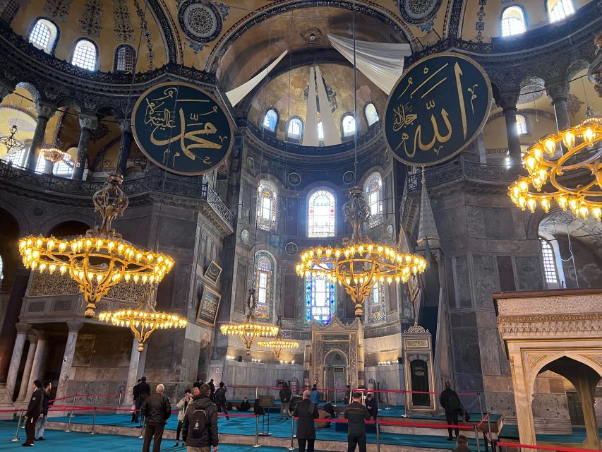 Istanbul: Best of The City Full-Day Tour with Transfers - How the guides shape the day