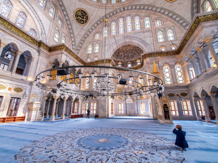 Istanbul: Blue Mosque Guided Tour - What the guide adds to the architecture