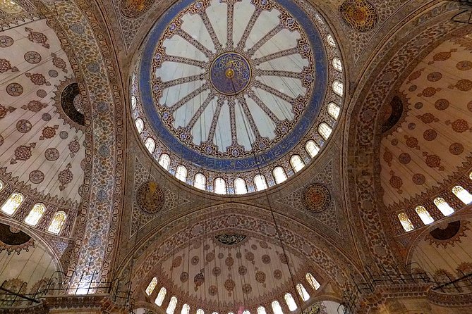 Istanbul: Blue Mosque & Hagia Sophia Small-Group Tour with ticket - Pace, walking, and practical comfort