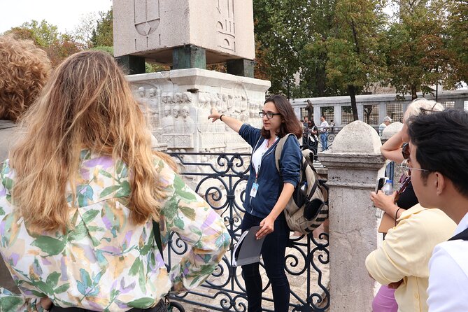 Istanbul: Blue Mosque, Hagia Sophia & Sultanahmet Tour - Timing, crowds, and weather