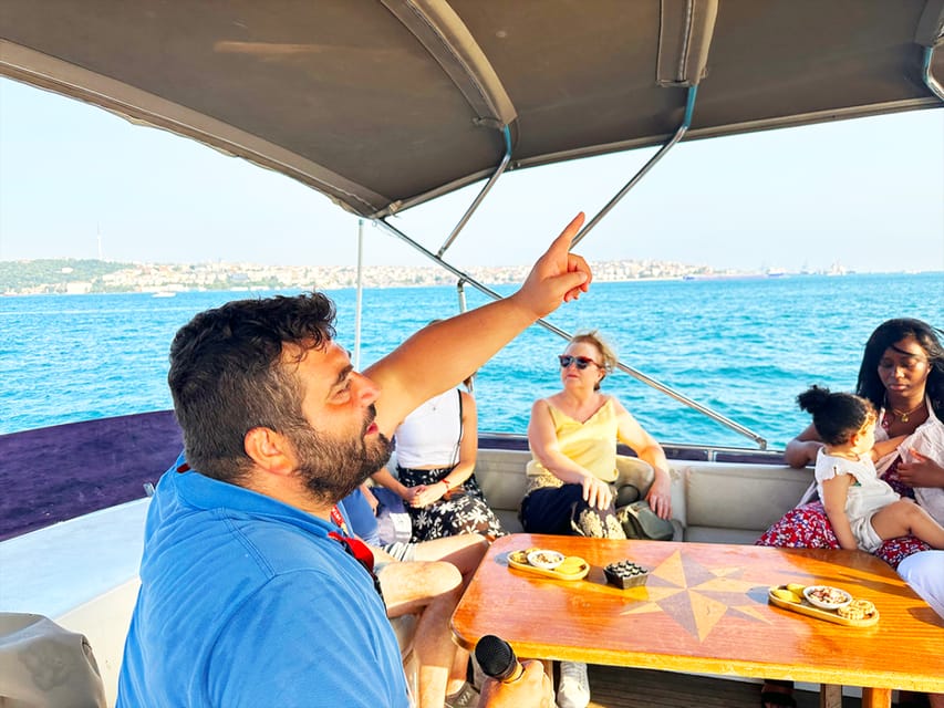 Istanbul: Bosphorus and Golden Horn Sunset Yacht Cruise - Why sunset is the right time on the Bosphorus