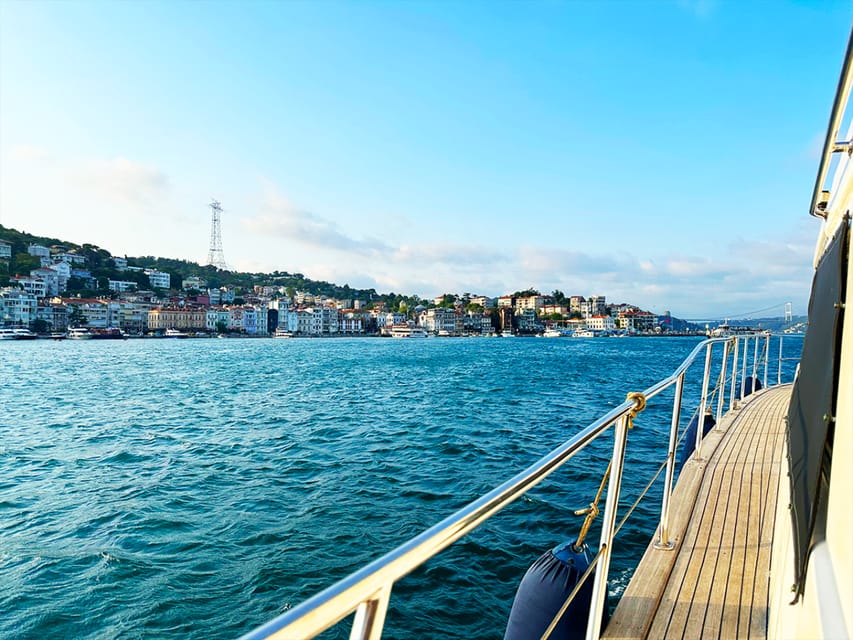 Istanbul: Bosphorus and Golden Horn Sunset Yacht Cruise - Should you book the Kabataş sunset cruise?