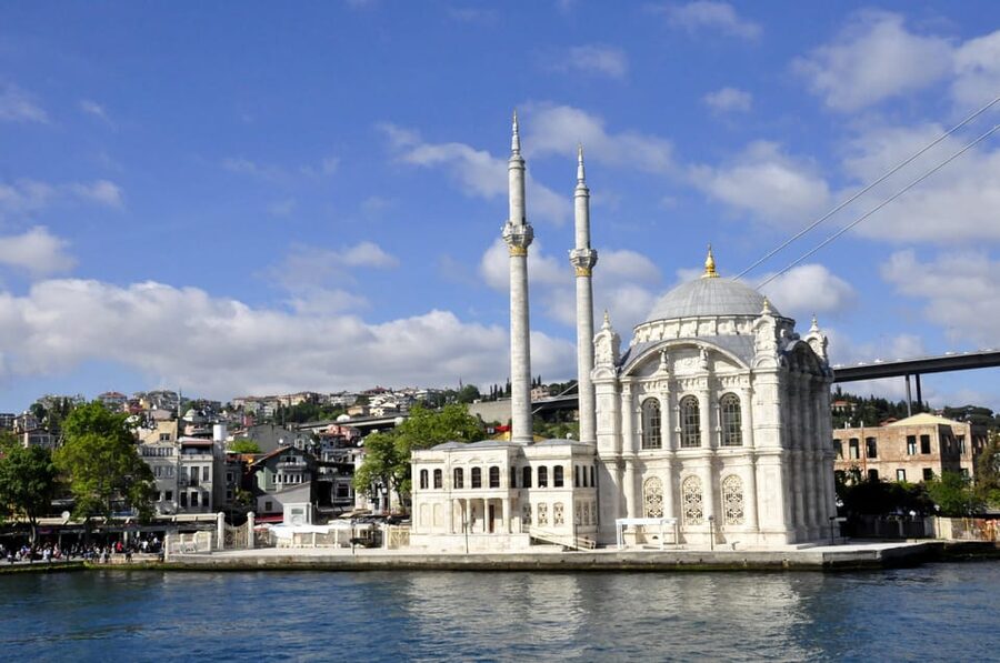 Istanbul: Bosphorus Boat Cruise - What the $24 price really gets you