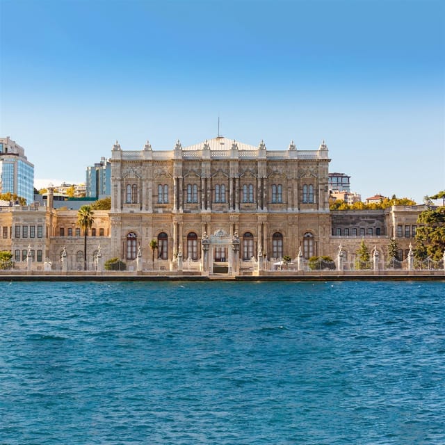 Istanbul: Bosphorus Cruise from Europe or Asia & Audio Guide - Ortakoy and the bridges