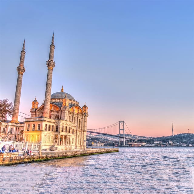 Istanbul: Bosphorus Cruise from Europe or Asia & Audio Guide - Rumeli Fortress and the northern route