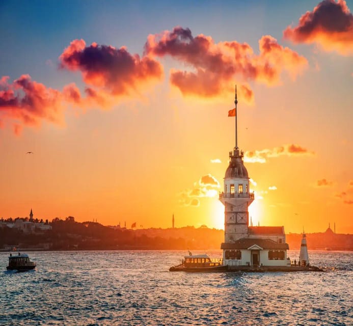 Istanbul: Bosphorus Cruise Morning or Sunset Boat Tour - Live guide or recorded commentary?