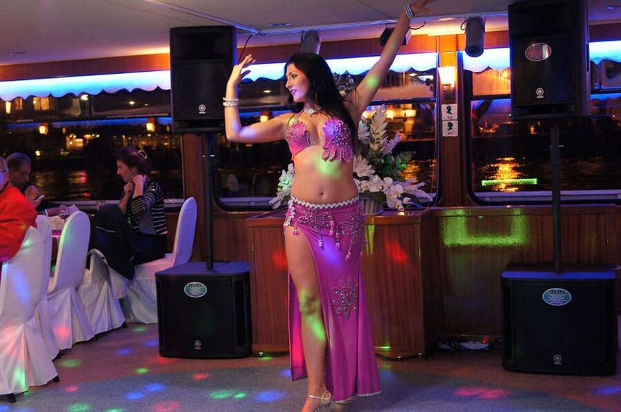 Istanbul Bosphorus Dinner Cruise &Entertainment hotel pickup - The route past Dolmabahce and Ciragan Palaces