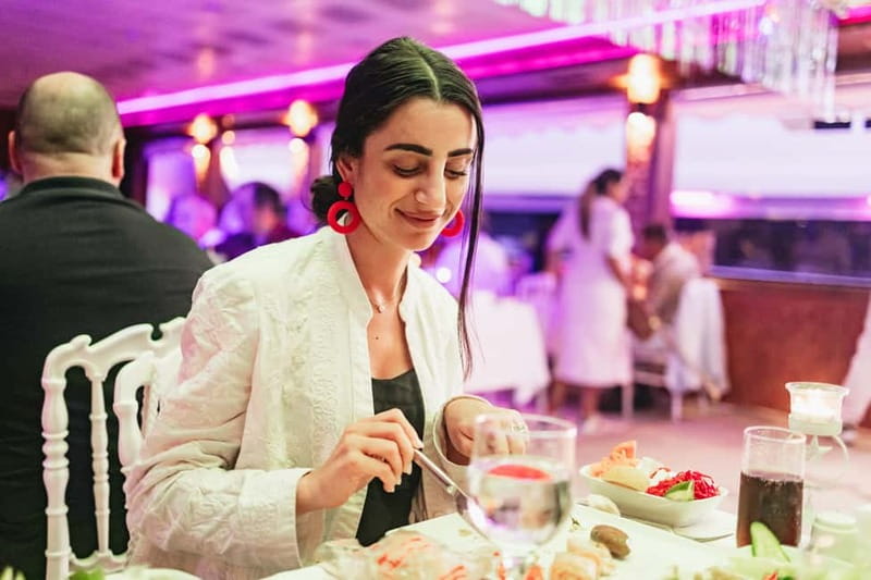 Istanbul: Bosphorus Dinner Cruise & Show with Private Table - Drinks, alcohol, and what your ticket changes