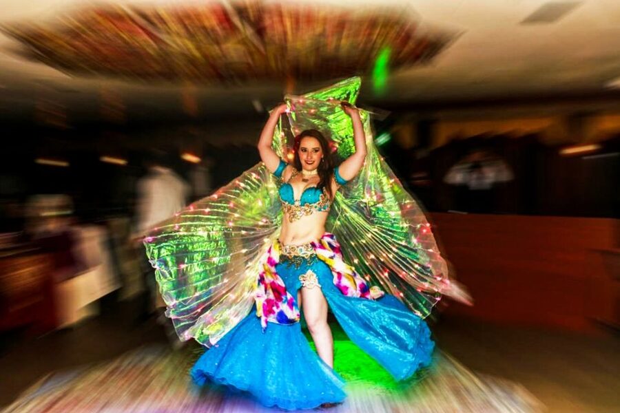 Istanbul: Bosphorus Dinner Cruise w/ Drinks & Entertainment - Dolmabahçe and the Ottoman waterfront