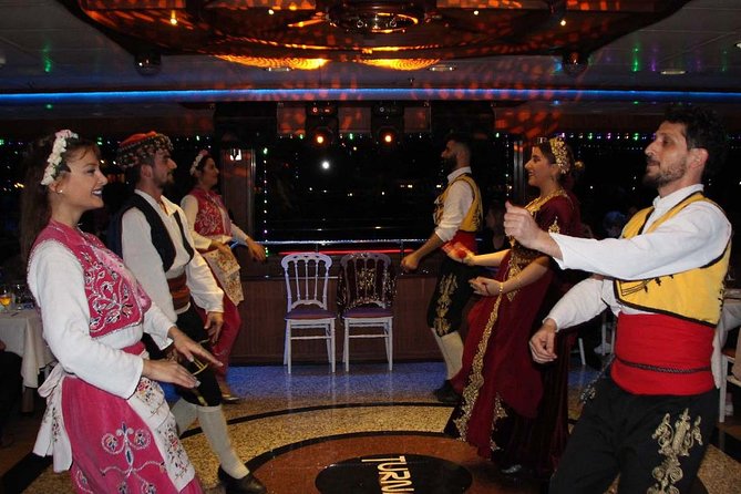 Istanbul: Bosphorus Dinner Cruise with Turkish Show - Folklore, belly dancing, and live Turkish music
