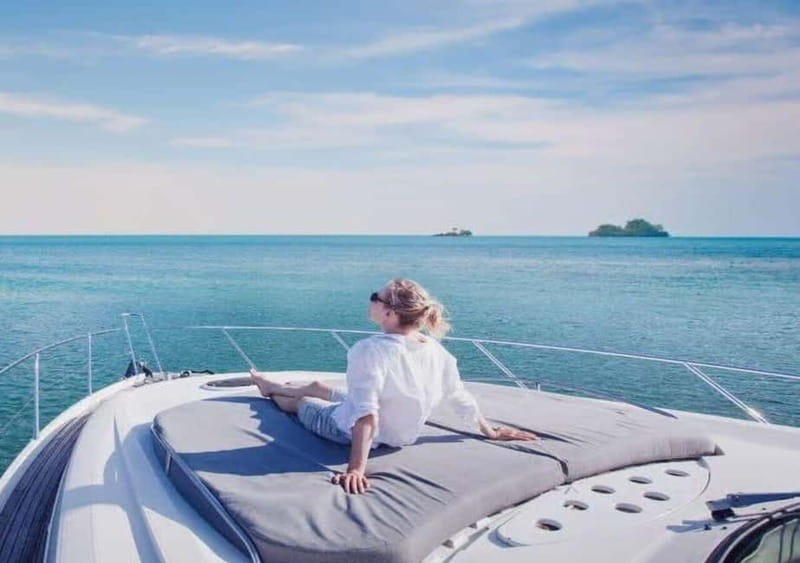 Istanbul: Bosphorus Morning or Sunset Yacht Tour with Snacks - Why the Bosphorus is Istanbul’s best sightseeing seat