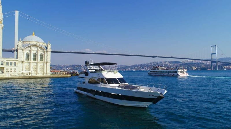 Istanbul: Bosphorus Private Guided Yacht Cruise with Snacks - The first views: Dolmabahçe, Çırağan, and Ortaköy