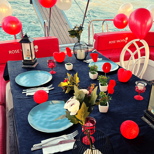 İstanbul: Bosphorus Private Yacht Cruise with Tea and Coffee - What the two-hour cruise is really about