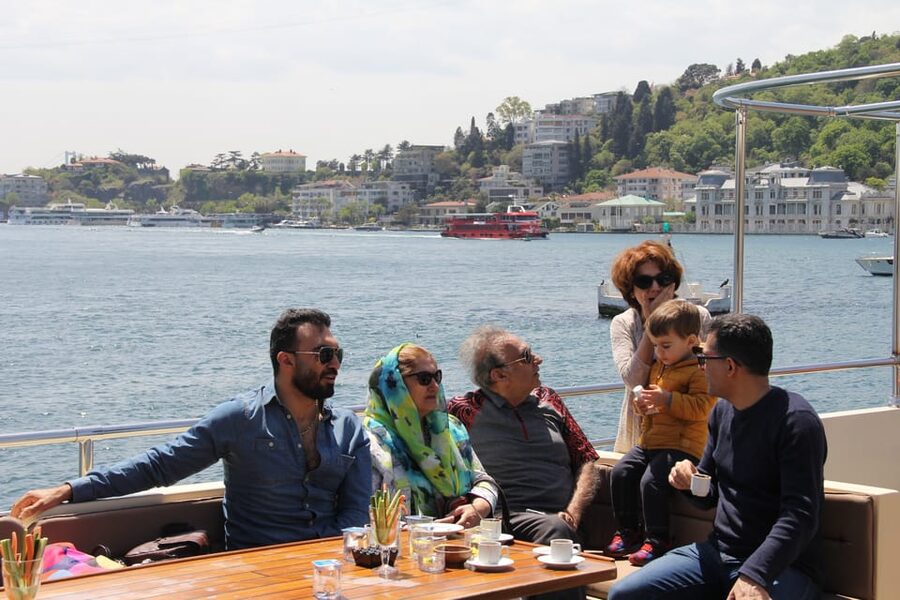 Istanbul: Bosphorus Strait and Black Sea Lunch Cruise - Setting out from Kabataş