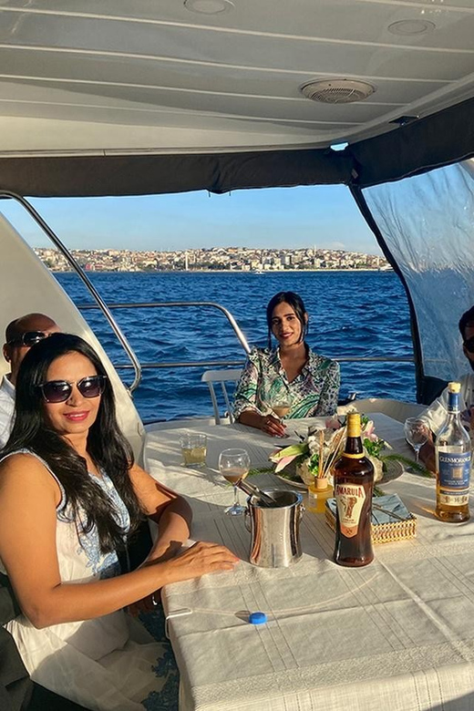 Istanbul: Bosphorus Yacht Cruise at Sunset with Snacks - Boarding the yacht and finding your best seat