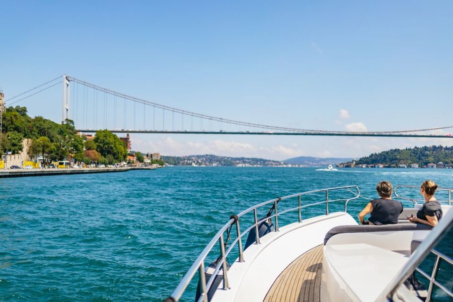 Istanbul: Bosphorus Yacht Cruise with Stopover on Asian Side - A yacht built for views, not just transport