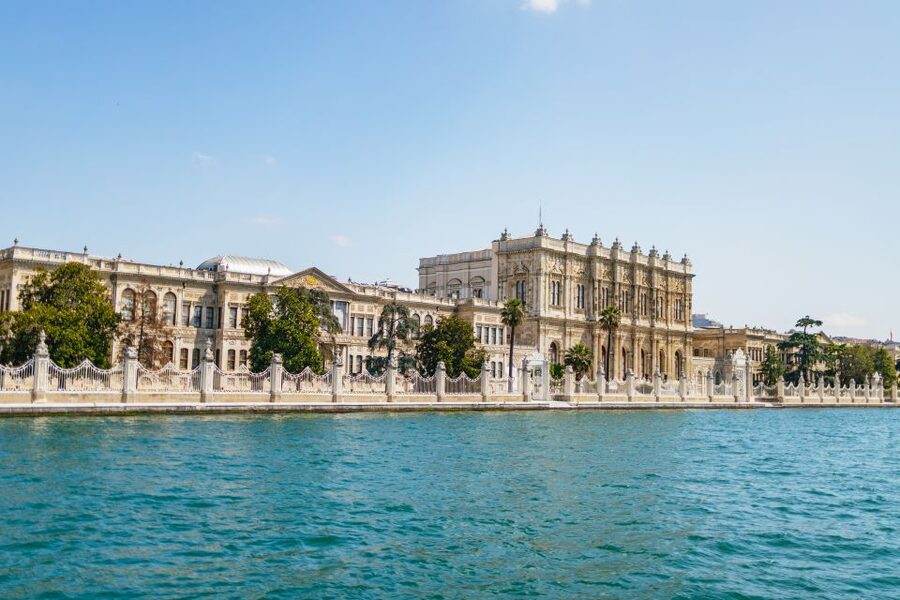 Istanbul: Bosphorus Yacht Cruise with Stopover on Asian Side - Kanlica: a short step onto the Asian side